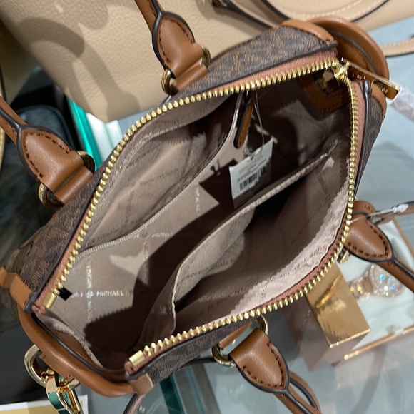 MICHAEL KORS
Carine Extra-Small Logo Satchel
Brown Signature 
NWT - Picture 12 of 16